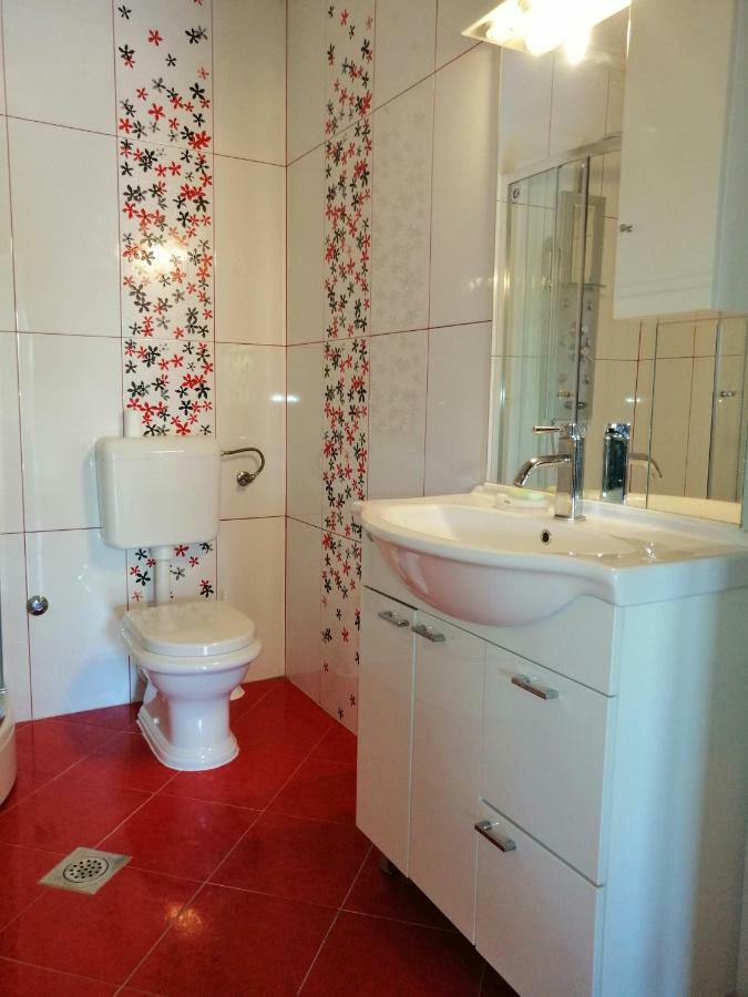 Apartman Rosanda Posedarje Kültér fotó
